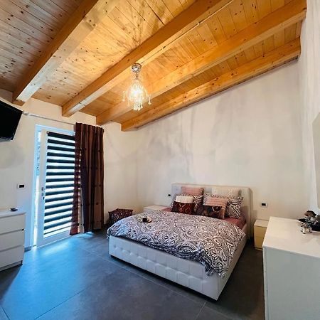 Casa Feby Apartman Aosta Kültér fotó